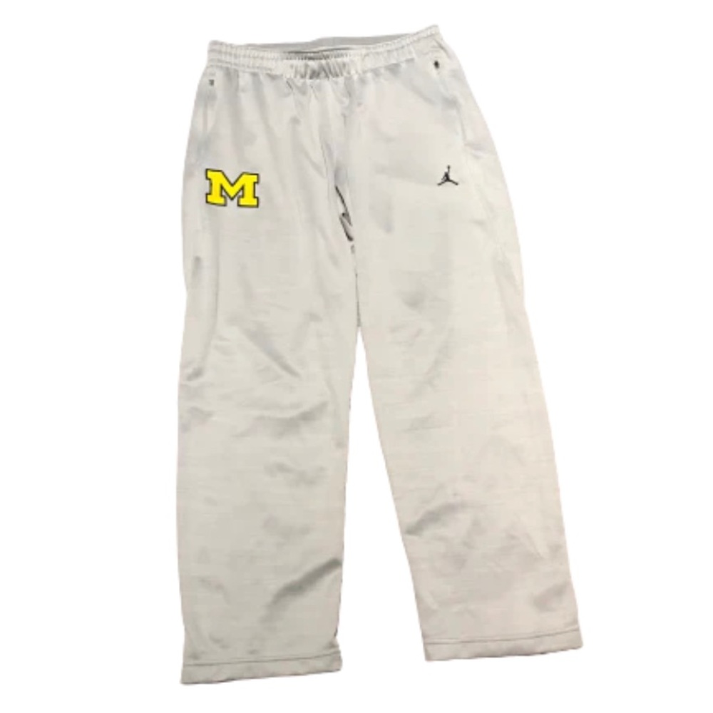 Khalid Hill Michigan Team Issued Travel Sweatpants
(Size XXL) Jordan Brand